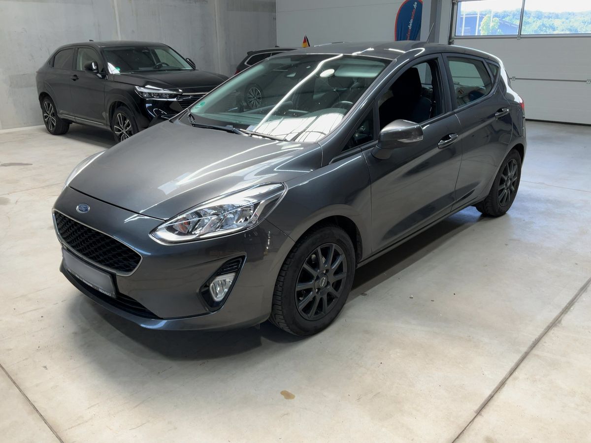 Ford Fiesta 2017 — photo 1