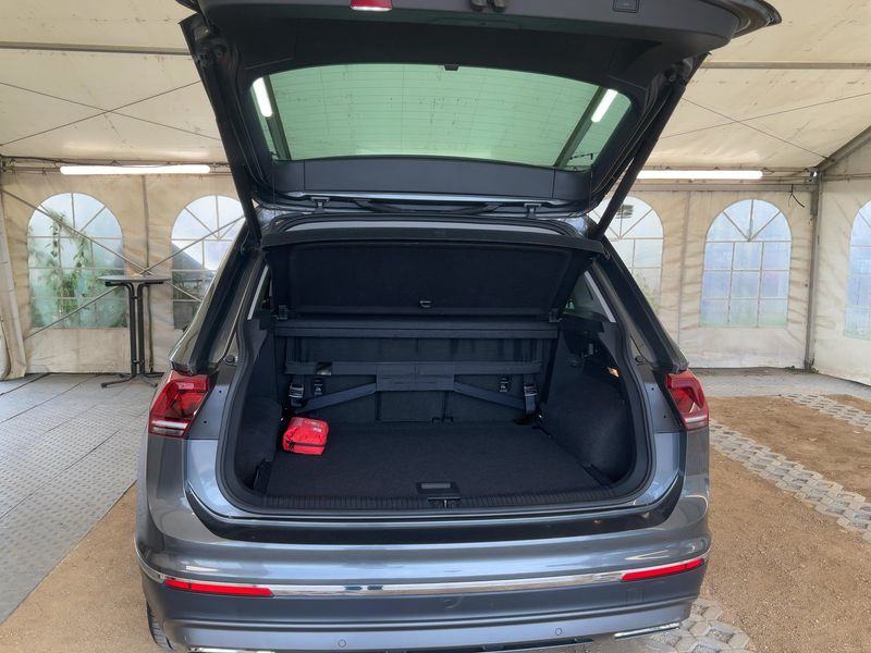 Volkswagen Tiguan 2.0 TDI Highline 4Motion BlueMotion Tech 2018 – снимка 16