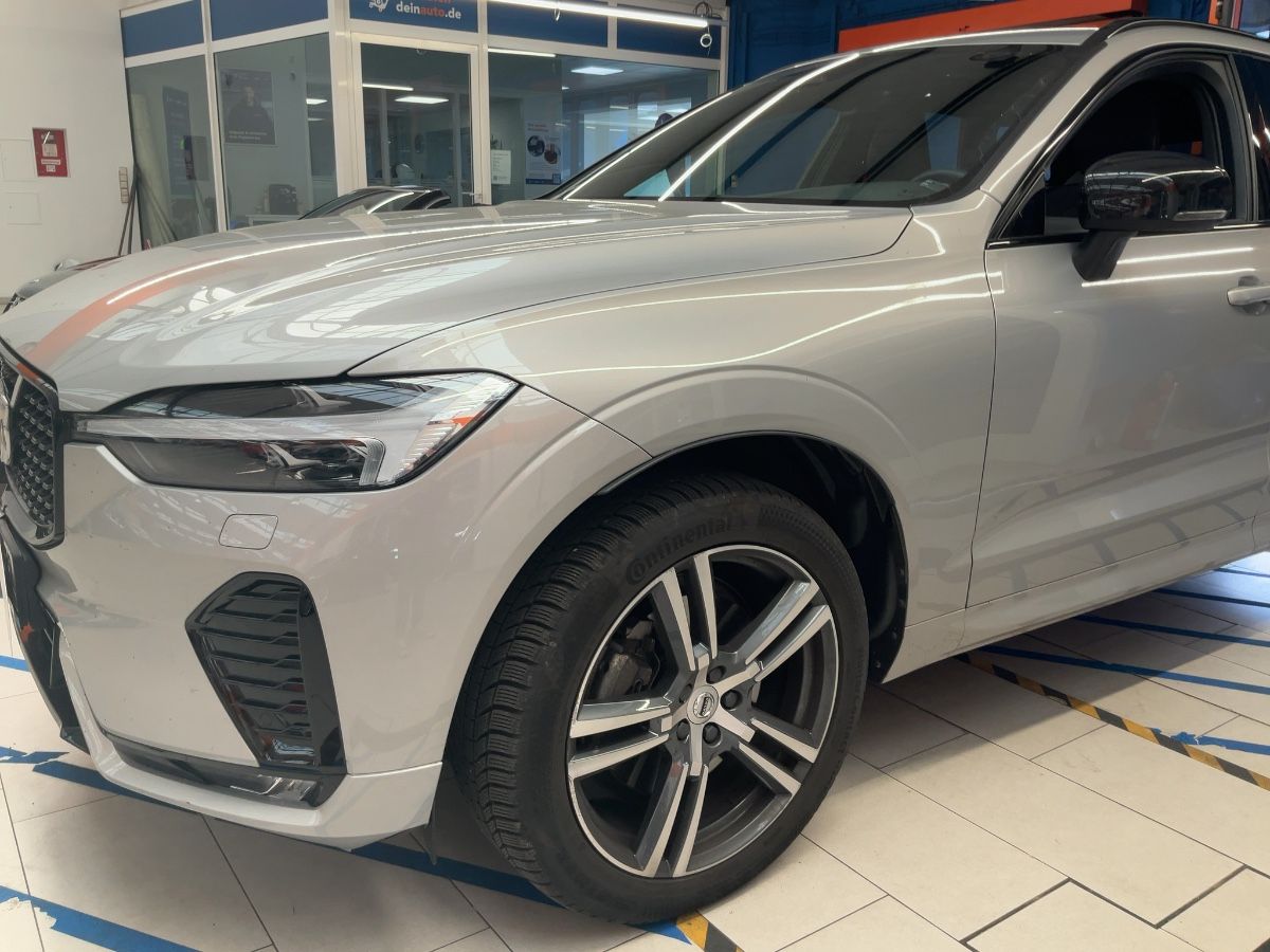 Volvo XC60 2.0 B5 R Design AWD