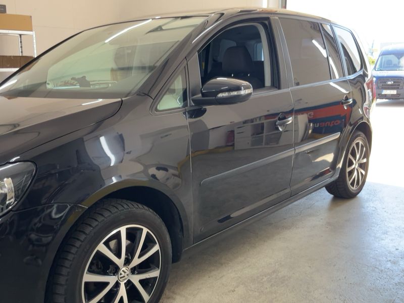 Volkswagen Touran 1.6 TDI Trendline BlueMotion Tech 2013 – снимка 2