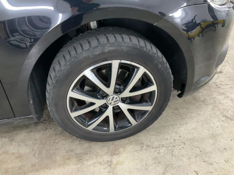 Volkswagen Touran 1.6 TDI Trendline BlueMotion Tech 2013 – снимка 11