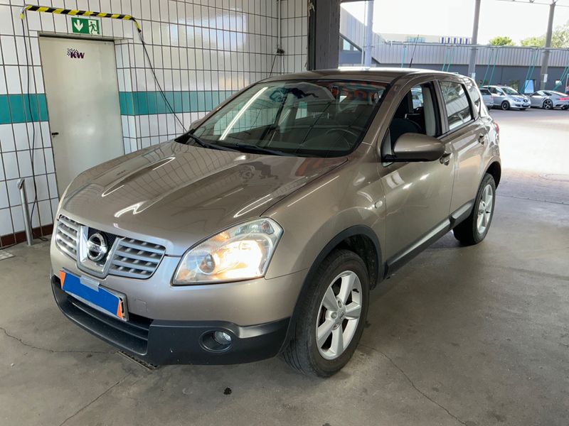 Nissan Qashqai 1.6 Acenta 2010 – снимка 1