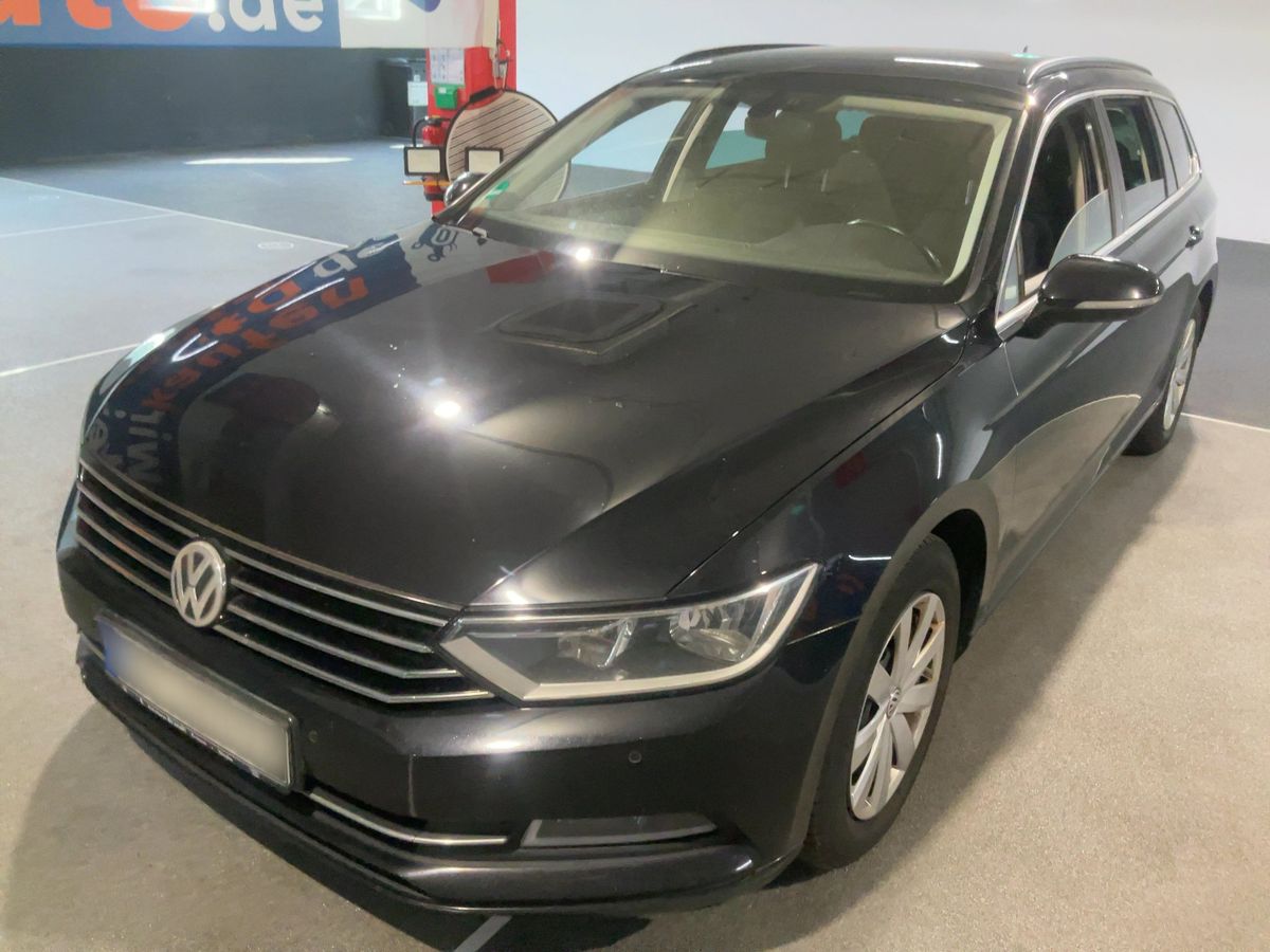 Volkswagen Passat 2016 — photo 1