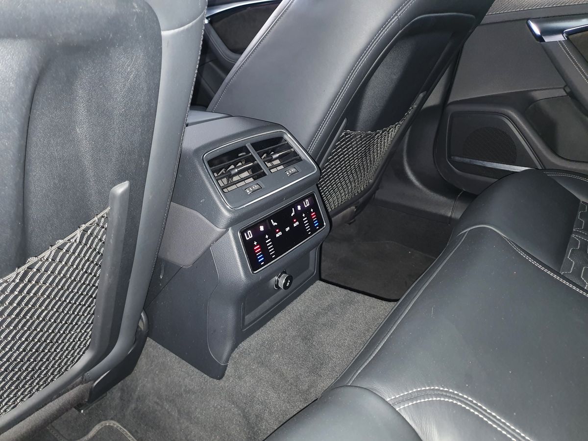 Audi RS 2021 — photo 25