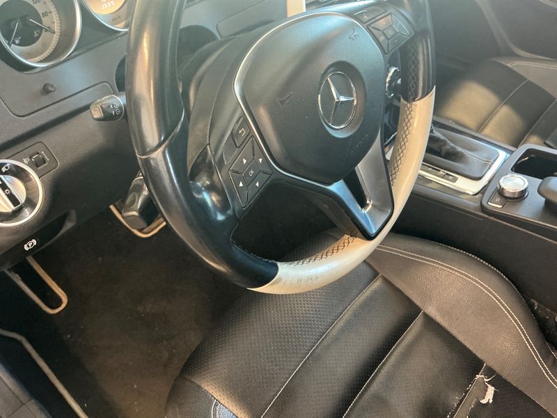 Mercedes-Benz C-Klasse C 220 CDI BlueEfficiency 2012 – снимка 28