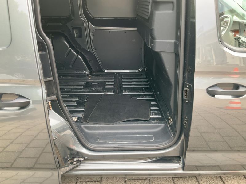 Volkswagen Caddy 2.0 TDI — zdjęcie 14