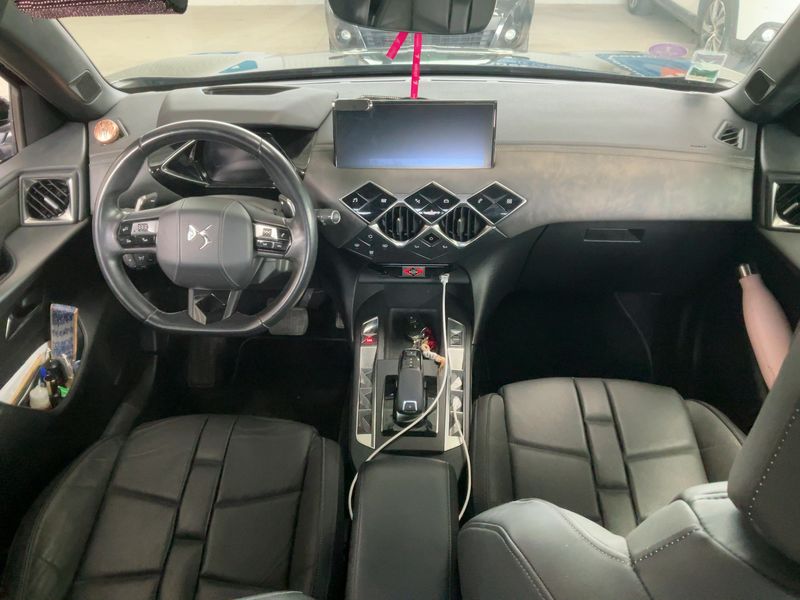 DS Automobiles DS3 Crossback 1.2 PureTech Grand Chic — zdjęcie 12