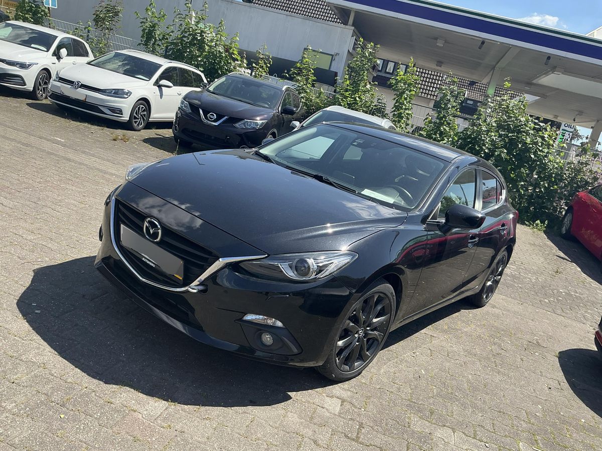 Mazda 3 2016 — photo 1