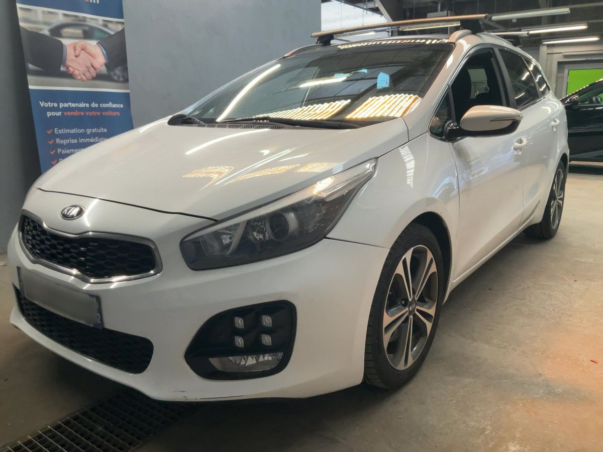 Kia cee'd 2016 — photo 1