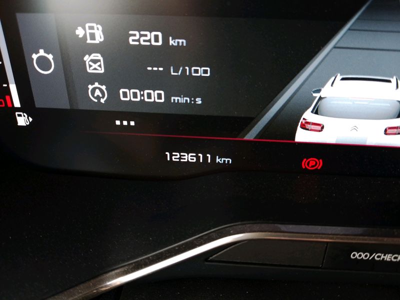 Citroen C5 Aircross 1.5 Blue-HDi Shine — zdjęcie 12