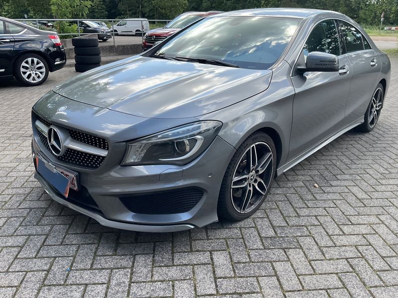 Mercedes-Benz CLA-Klasse CLA 220 d AMG Line — zdjęcie 2