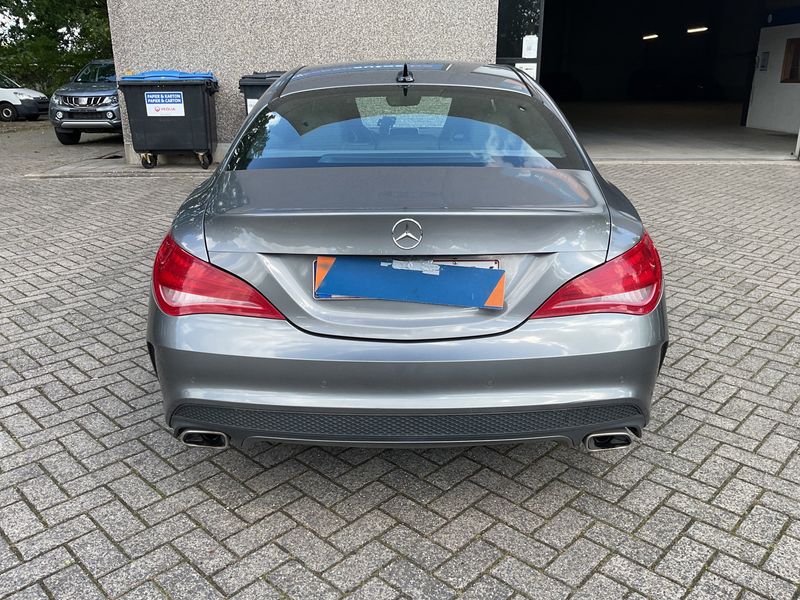 Mercedes-Benz CLA-Klasse CLA 220 d AMG Line — zdjęcie 5