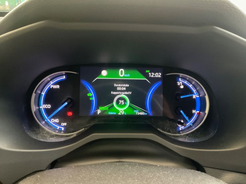Toyota RAV 4 2.5 Hybrid 4x4 Adventure — zdjęcie 13