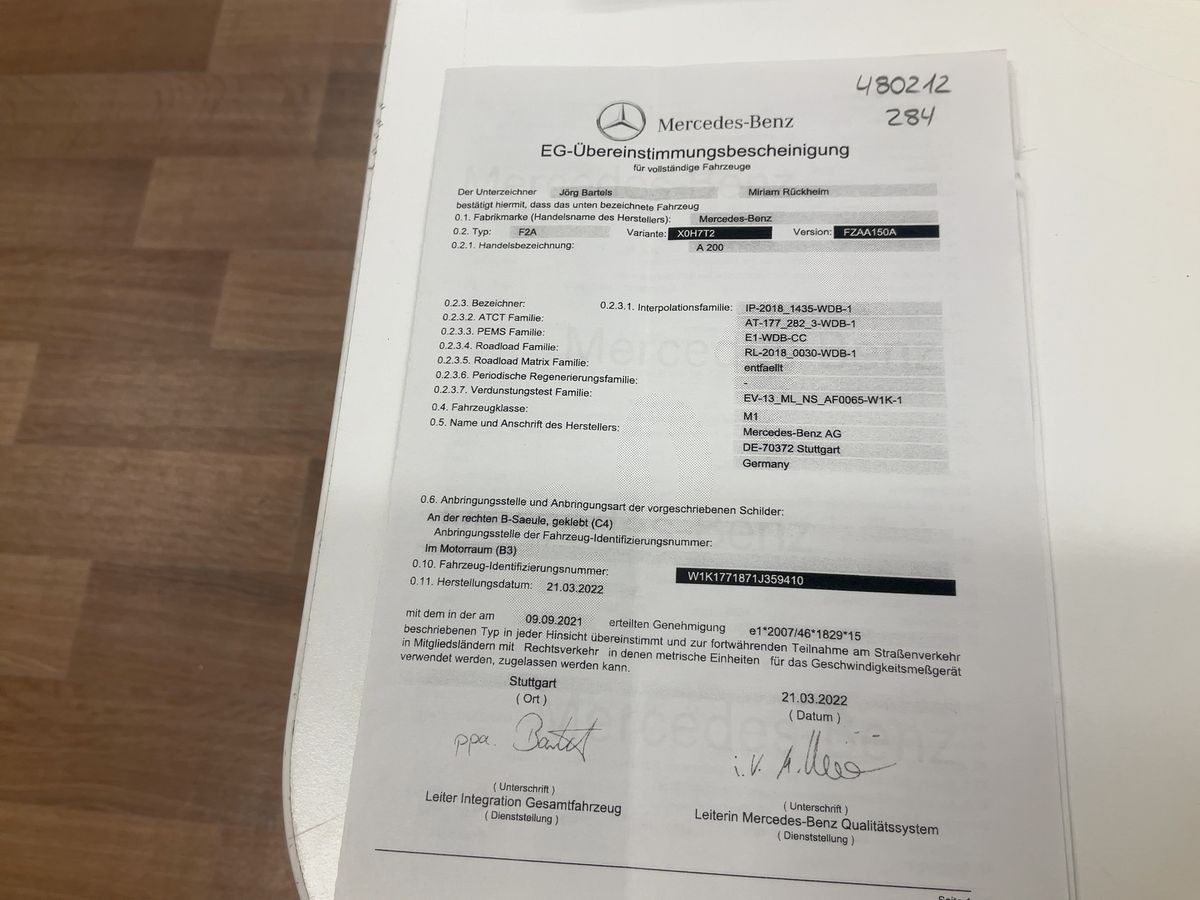 Mercedes-Benz A-Klasse Limousine A 200 Mild-Hybrid AMG Line