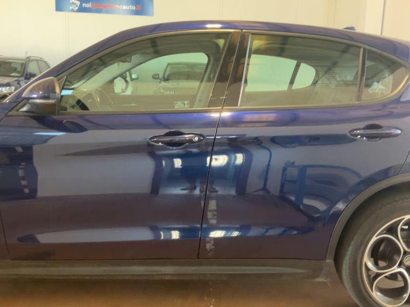 Alfa Romeo Stelvio 2.2 JTDM Executive Q4 — zdjęcie 4
