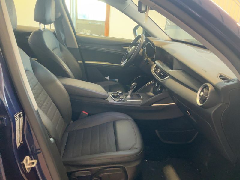 Alfa Romeo Stelvio 2.2 JTDM Executive Q4 — zdjęcie 11