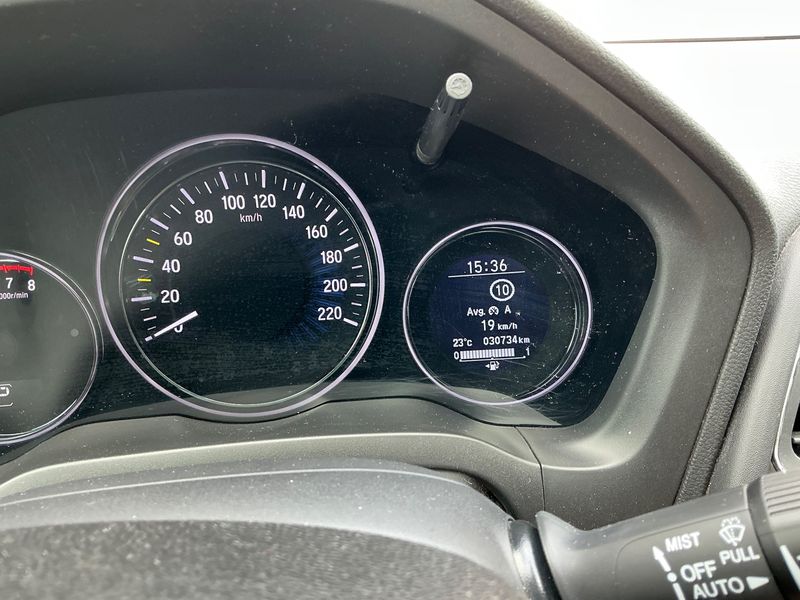 Honda HR-V 1.5 i-VTEC Executive — zdjęcie 13
