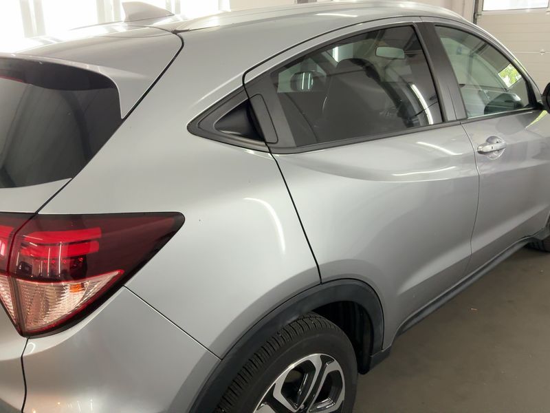 Honda HR-V 1.5 i-VTEC Executive — zdjęcie 6
