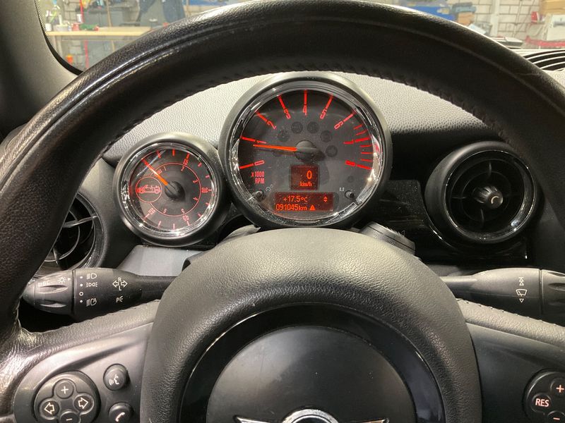 MINI Cabrio Cooper S — zdjęcie 13