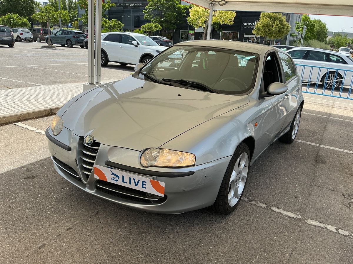 Alfa Romeo 2004