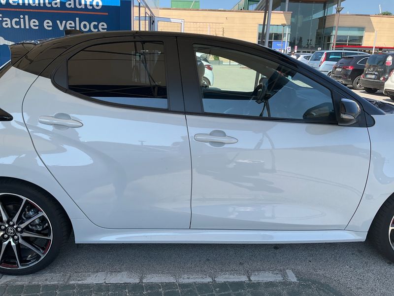 Toyota Yaris 1.5 Hybrid GR Sport — zdjęcie 7