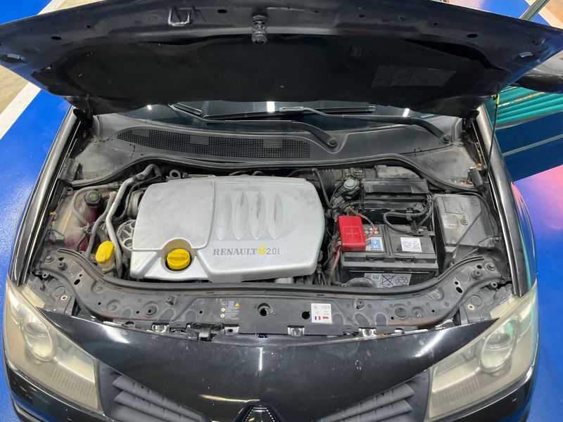 Renault Megane 2.0 dCi GT 2007 – снимка 8
