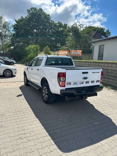 Ford Ranger 2.0 TDCi Doppelkabine 4x4 Wildtrak — zdjęcie 3