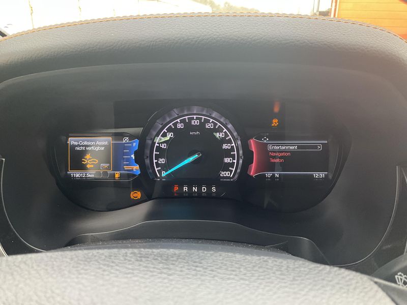 Ford Ranger 2.0 TDCi Doppelkabine 4x4 Wildtrak — zdjęcie 13