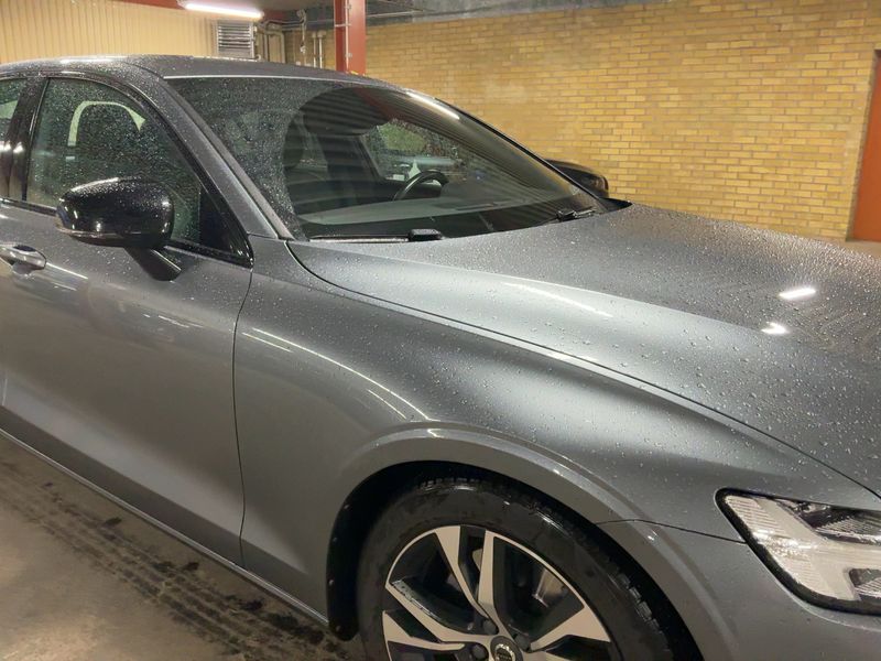 Volvo S60 2.0 T5 R-Design — zdjęcie 8