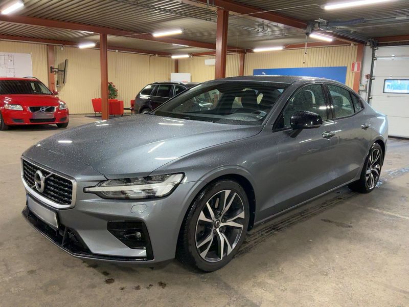 Volvo S60 2.0 T5 R-Design