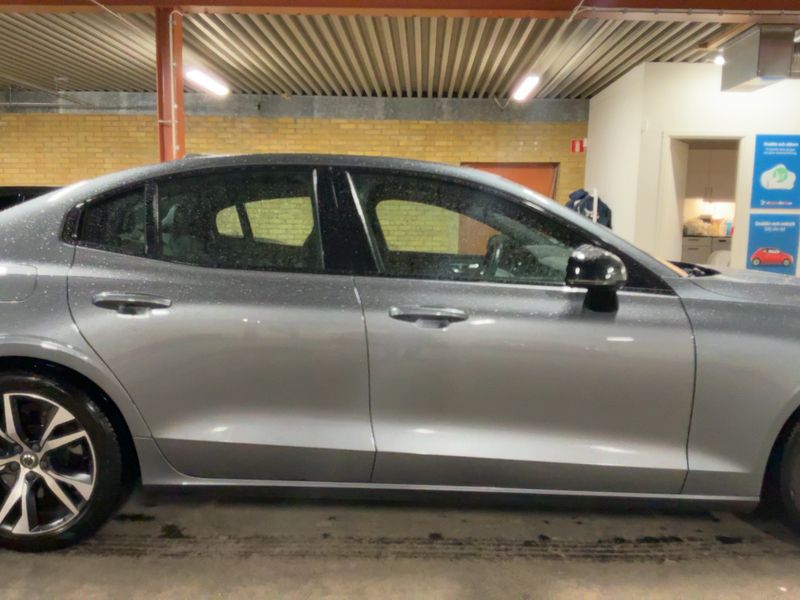 Volvo S60 2.0 T5 R-Design — zdjęcie 7