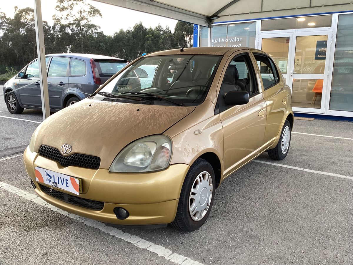 Toyota Yaris 1999