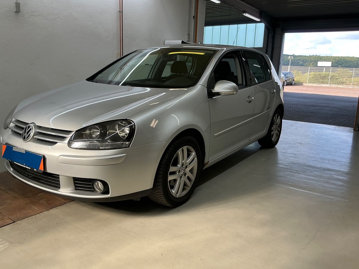Volkswagen Golf V 1.6 Comfortline