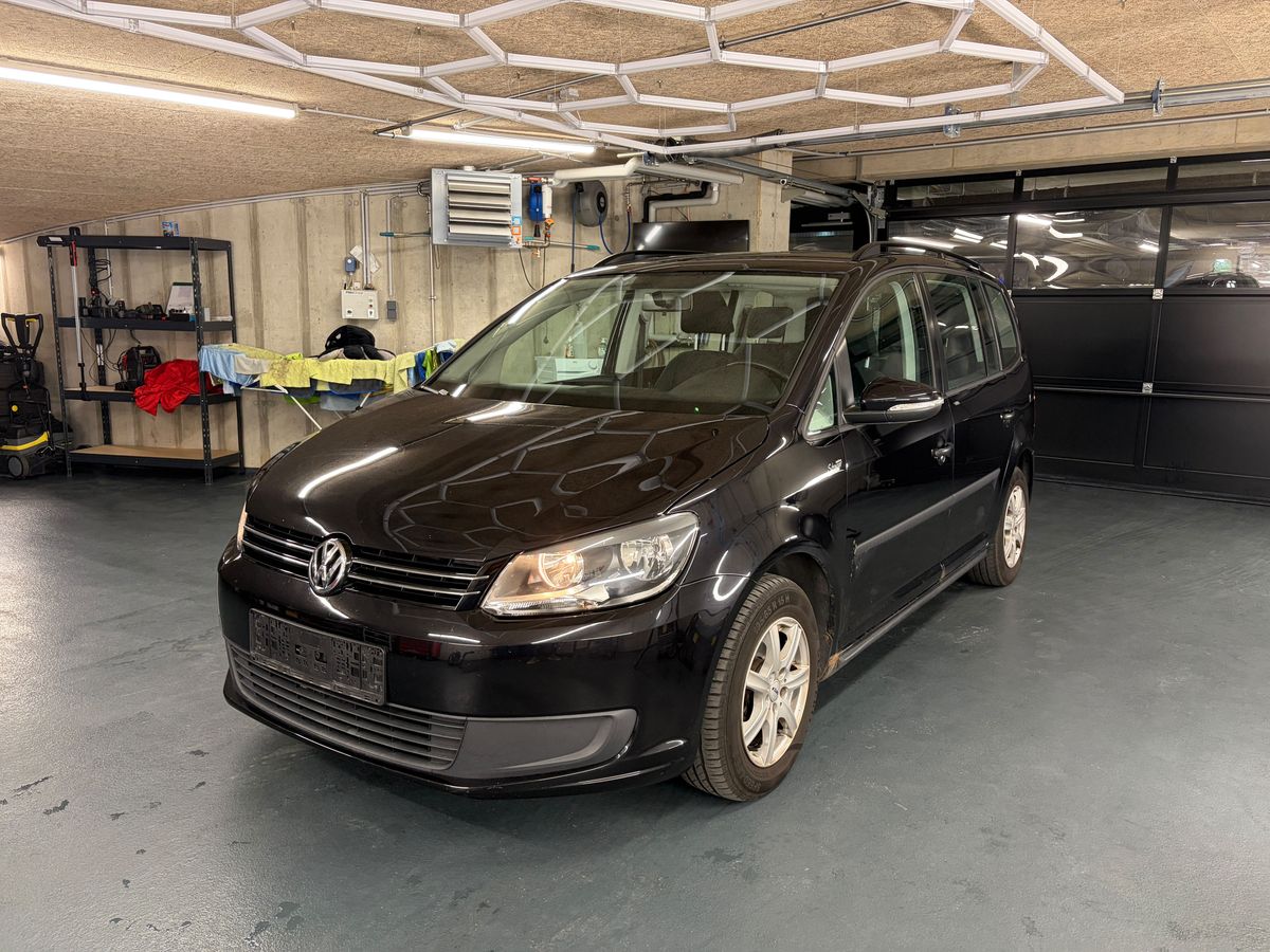 Volkswagen Touran 2011