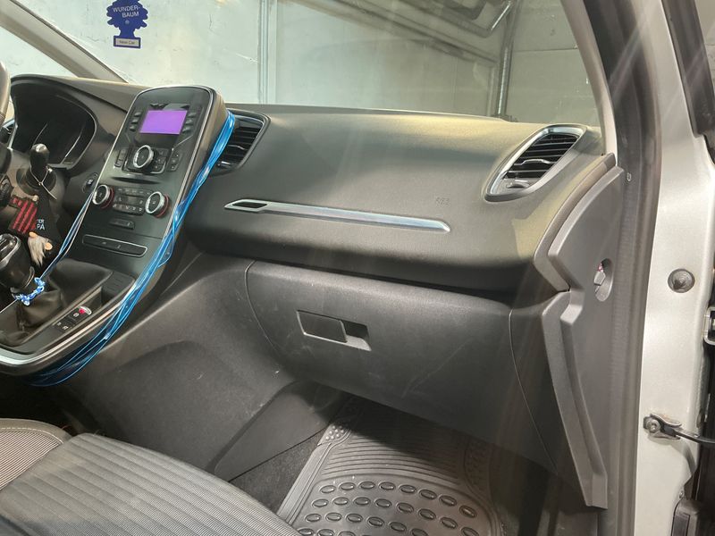 Renault Grand Scenic 1.5 dCi Energy Experience 2018 – снимка 26