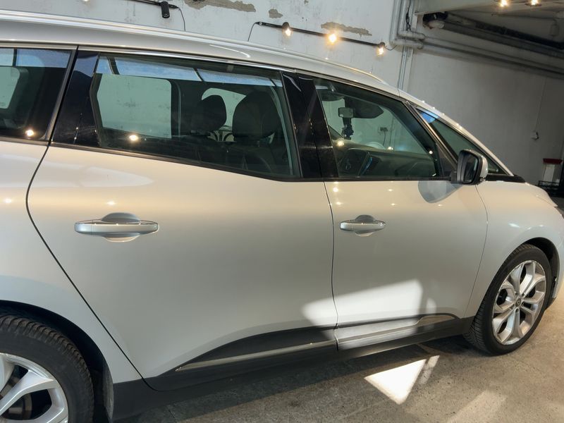 Renault Grand Scenic 1.5 dCi Energy Experience 2018 – снимка 10