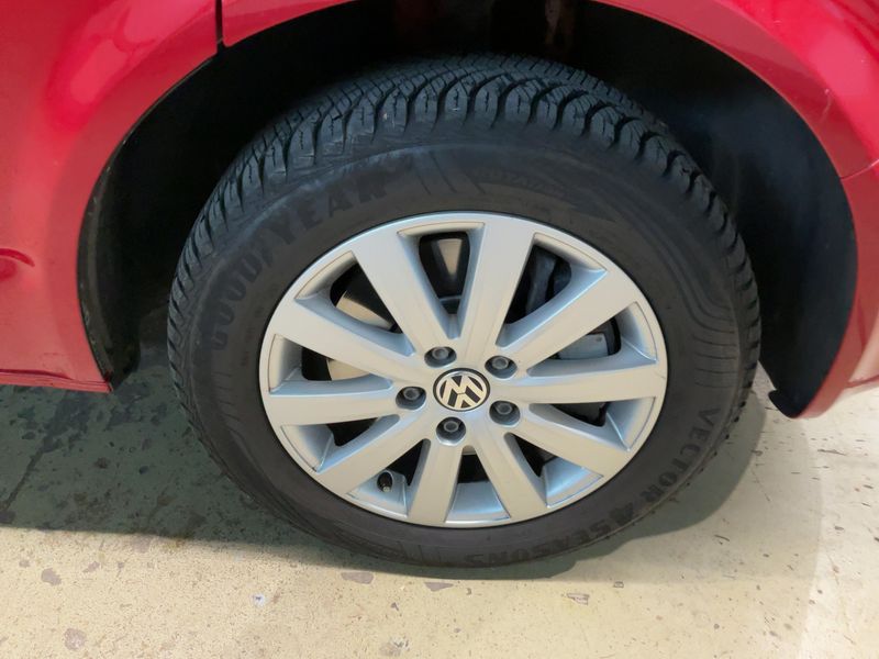 Volkswagen T5 California 2.0 TDI Comfortline Aufstelldach 2010 – снимка 11