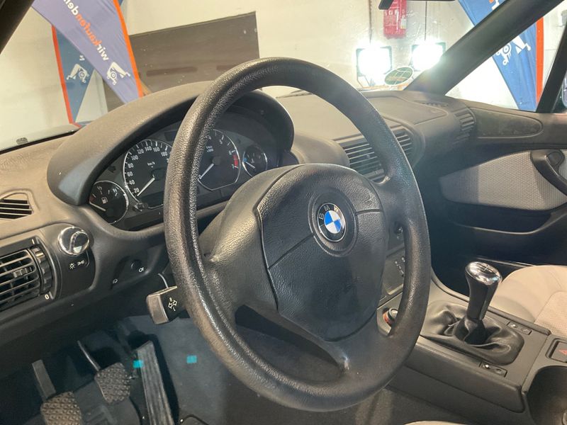 BMW Z3 1.9 1999 – снимка 26