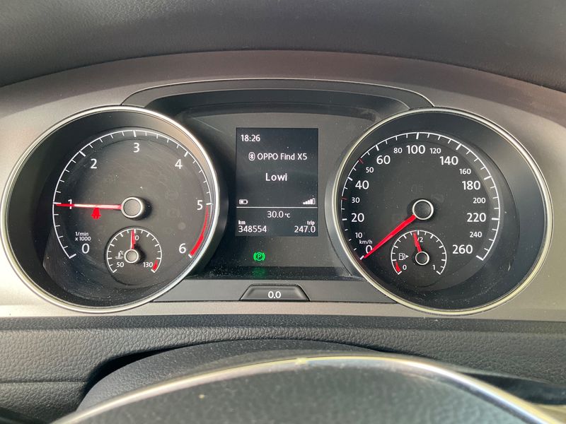 Volkswagen Golf VII 1.6 TDI Business BlueMotion Tech — zdjęcie 13