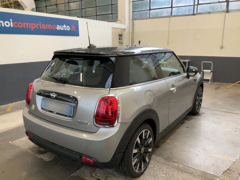 MINI Cooper SE Essential Trim 2023 – снимка 8