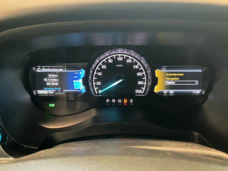 Ford Ranger 2.0 TDCi Doppelkabine 4x4 Wildtrak — zdjęcie 13