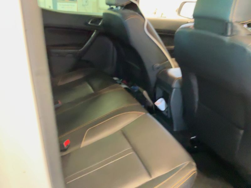 Ford Ranger 2.0 TDCi Doppelkabine 4x4 Wildtrak — zdjęcie 14