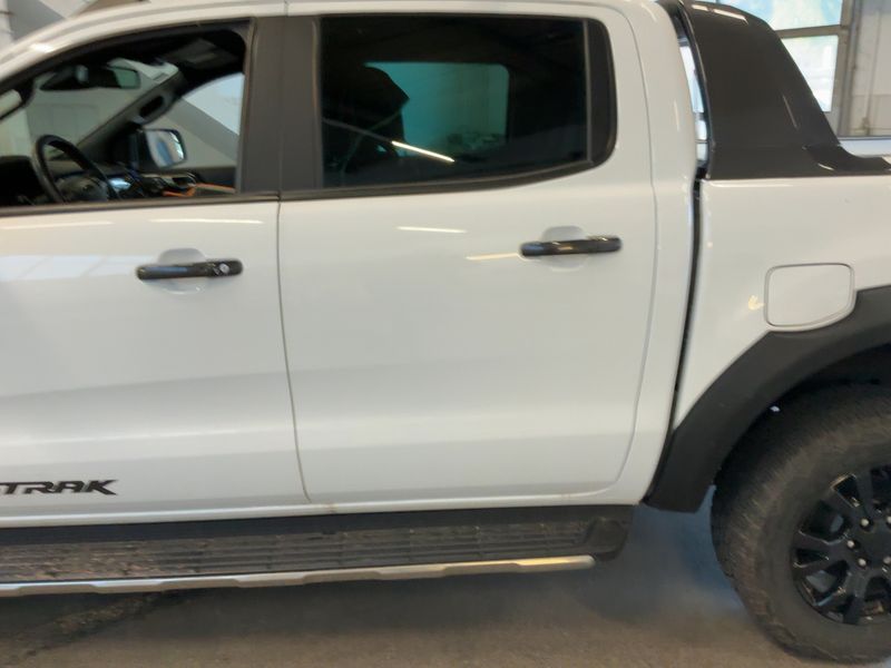 Ford Ranger 2.0 TDCi Doppelkabine 4x4 Wildtrak — zdjęcie 4