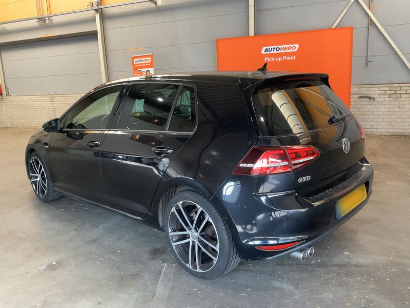 Volkswagen Golf VII 2.0 TDI GTD BlueMotion Tech 2015 – снимка 6