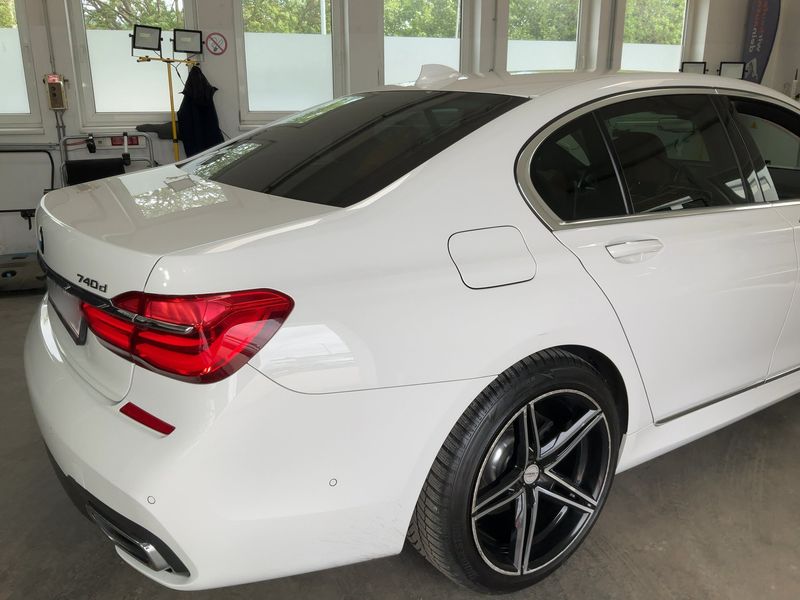 BMW 7er 740d xDrive — zdjęcie 6