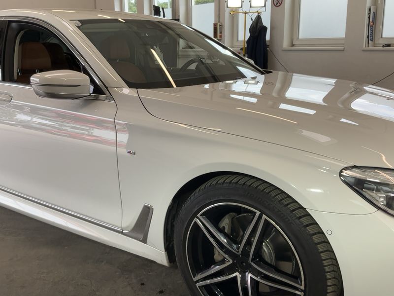 BMW 7er 740d xDrive — zdjęcie 8