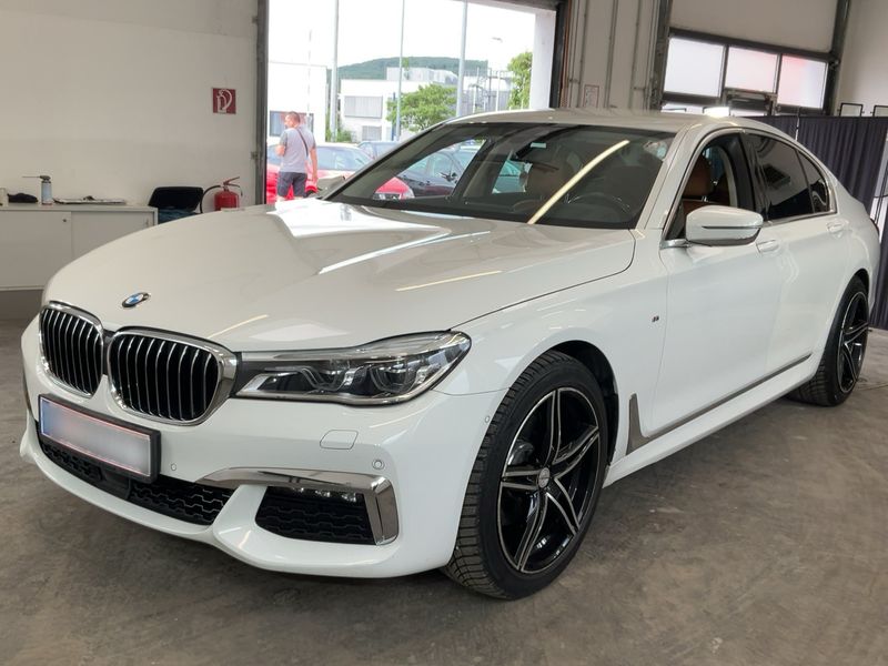 BMW 7er 740d xDrive — zdjęcie 1