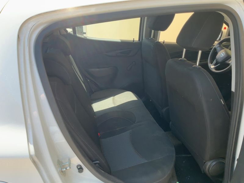 Opel Karl 1.0 Advance — zdjęcie 14