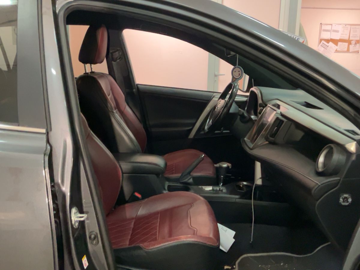 Toyota RAV 2019 — photo 17