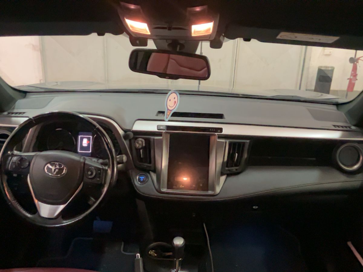 Toyota RAV 2019 — photo 18